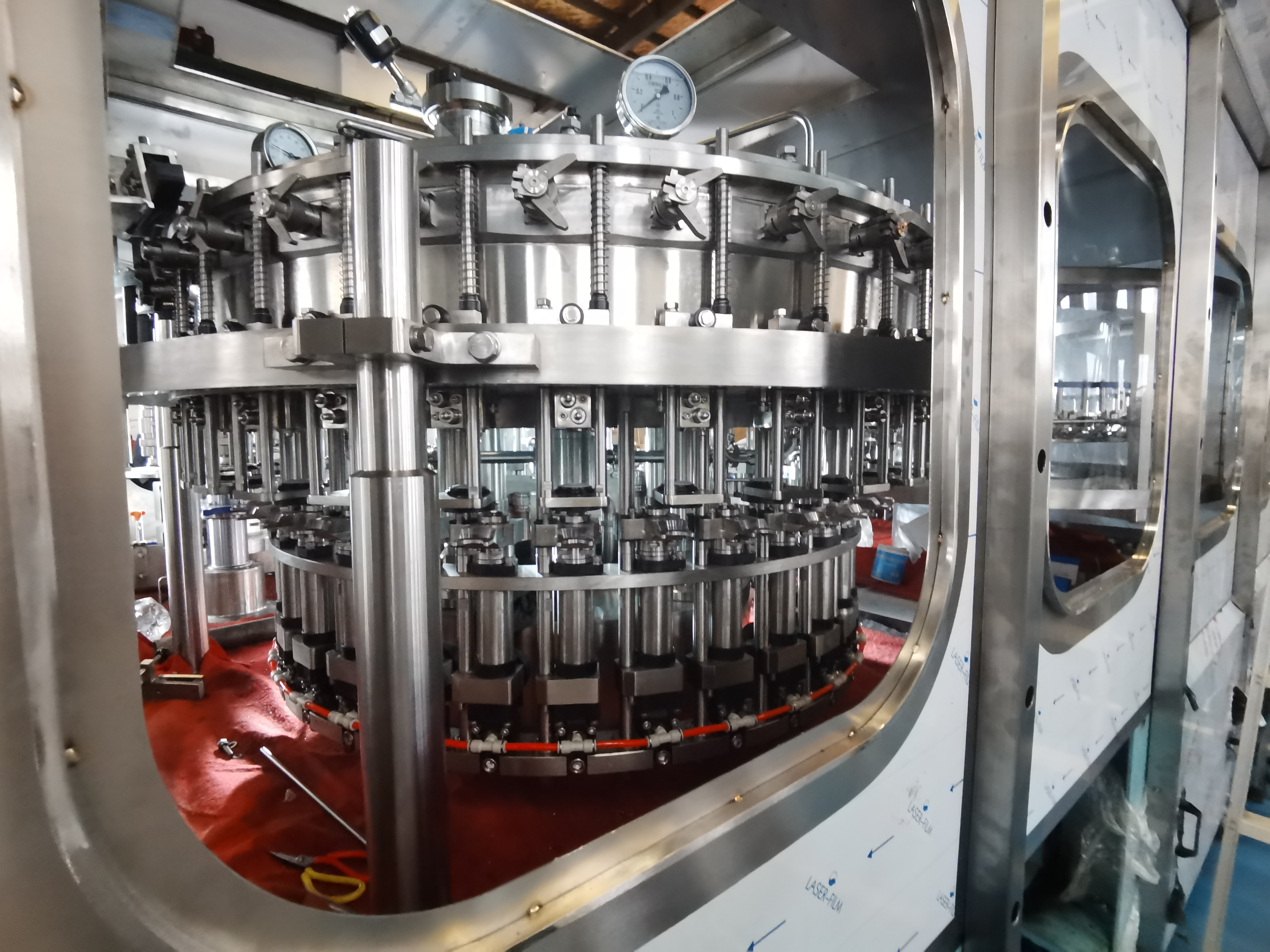 3000BPH 1.5L PET瓶新鲜啤酒馅料 