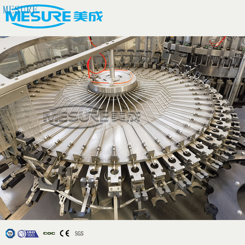 交钥匙宠物装瓶厂：水/液体的吹填充瓶装组合机|定制有效生产线
