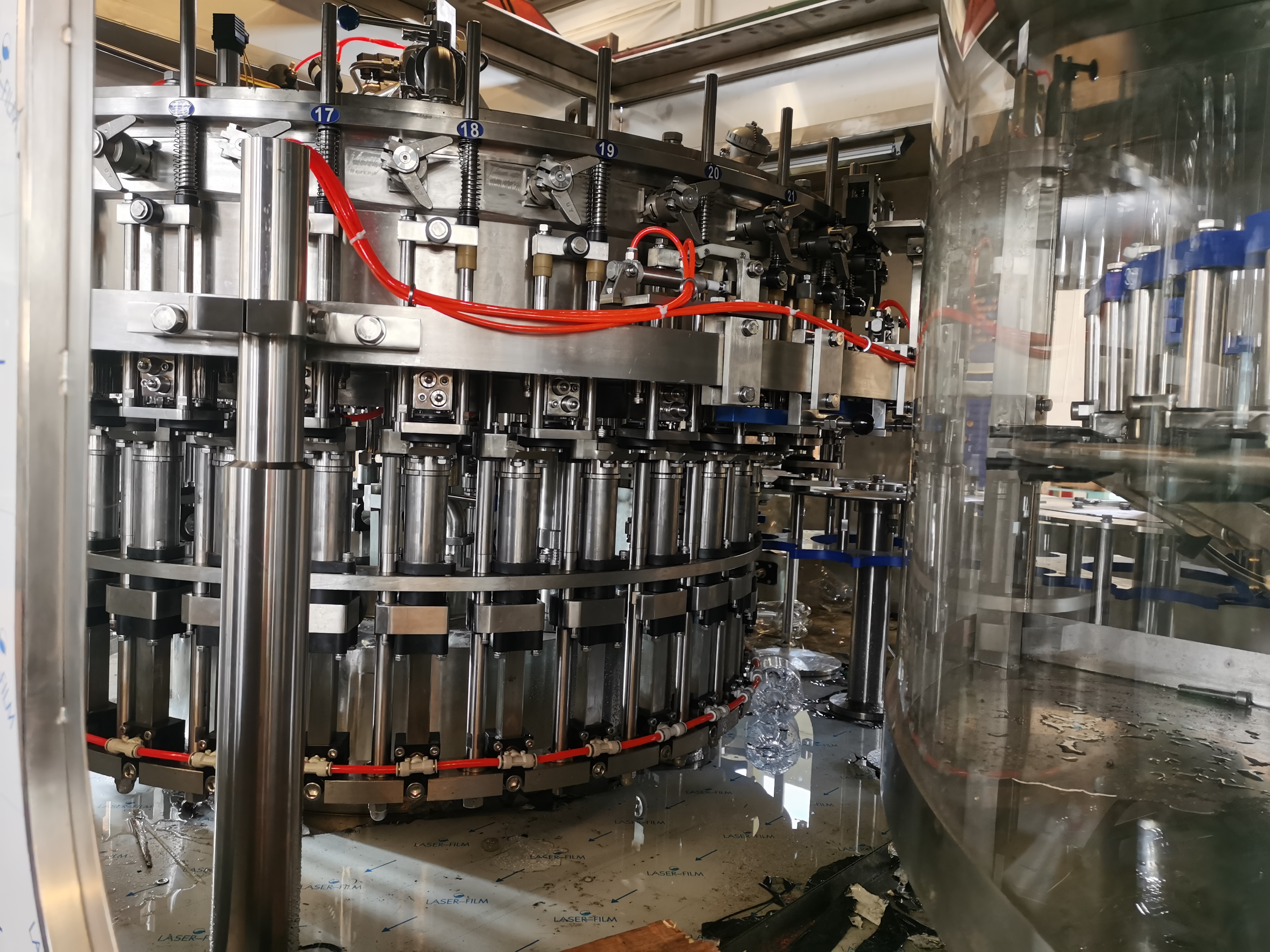 3000BPH 1.5L PET瓶新鲜啤酒馅料 